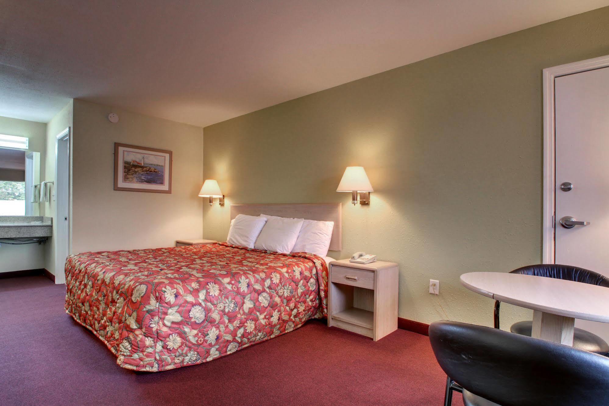 Key West Inn Montgomery Dış mekan fotoğraf